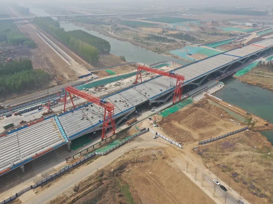 連收兩封表揚(yáng)信，講述188天“拼”出的奇跡